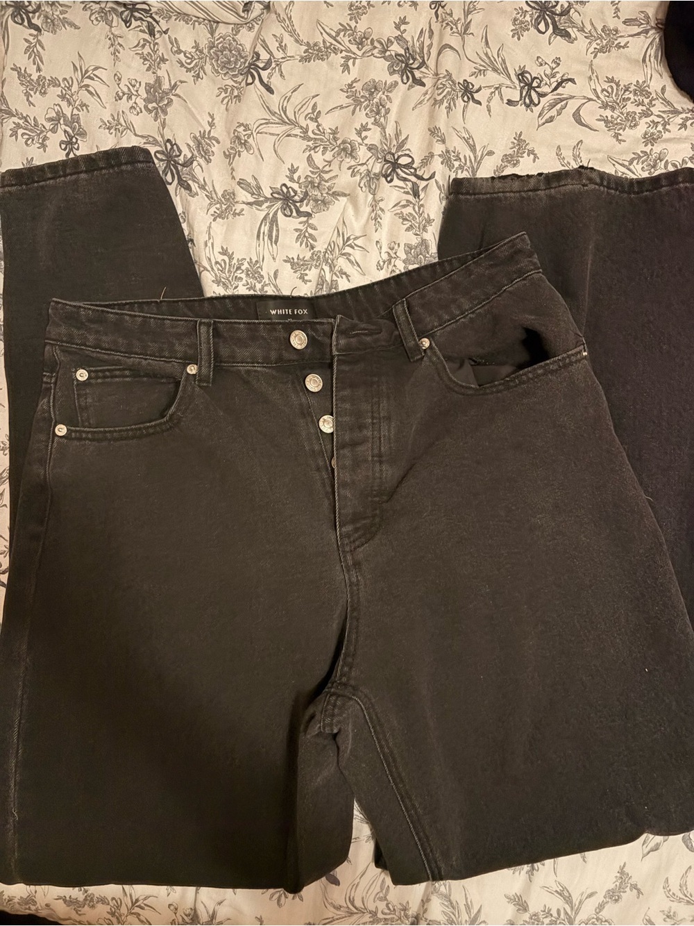 Women's High-Rise Black Jeans white fox XL